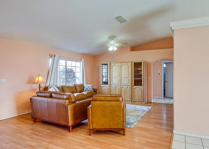 Holiday home Hike, Boat, Golf & Unwind: Havasu Home! Lake Havasu City