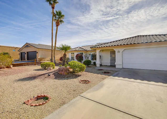 Holiday home Hike, Boat, Golf & Unwind: Havasu Home! Lake Havasu City