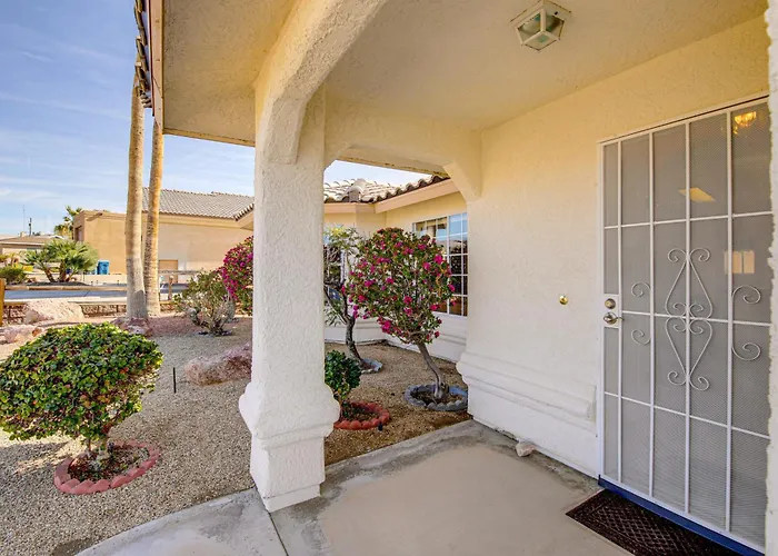 Holiday home Hike, Boat, Golf & Unwind: Havasu Home! *